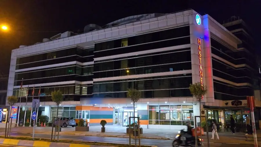 İstanbul Sancaktepe’de özel bir hastanede görev yapan kadın doğum uzmanı