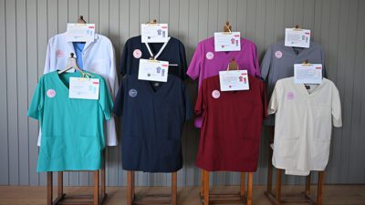 Sağlık Bakanlığı, sağlık çalışanlarının kıyafetlerinde kurumsal bütünlüğü sağlamak amacıyla kapsamlı