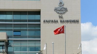 Anayasa Mahkemesi (AYM), milyonlarca memur ve memur emeklisini ilgilendiren 2026