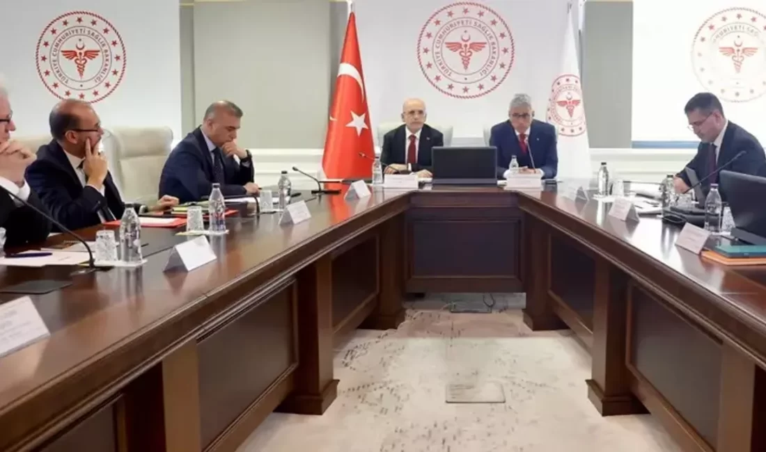 Sağlık Bakanı Prof. Dr. Kemal Memişoğlu, Hazine ve Maliye Bakanı