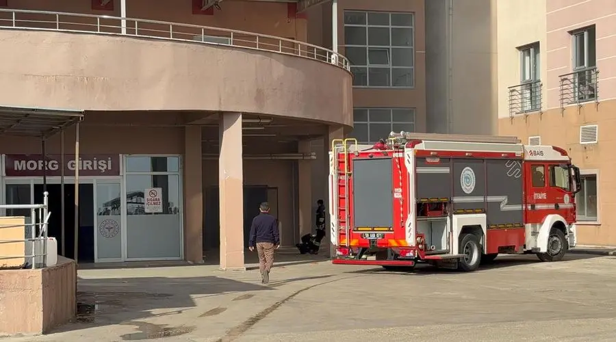 Tekirdağ’ın Çorlu ilçesinde, Çorlu Devlet Hastanesi’nin zemin katındaki elektrik sigorta