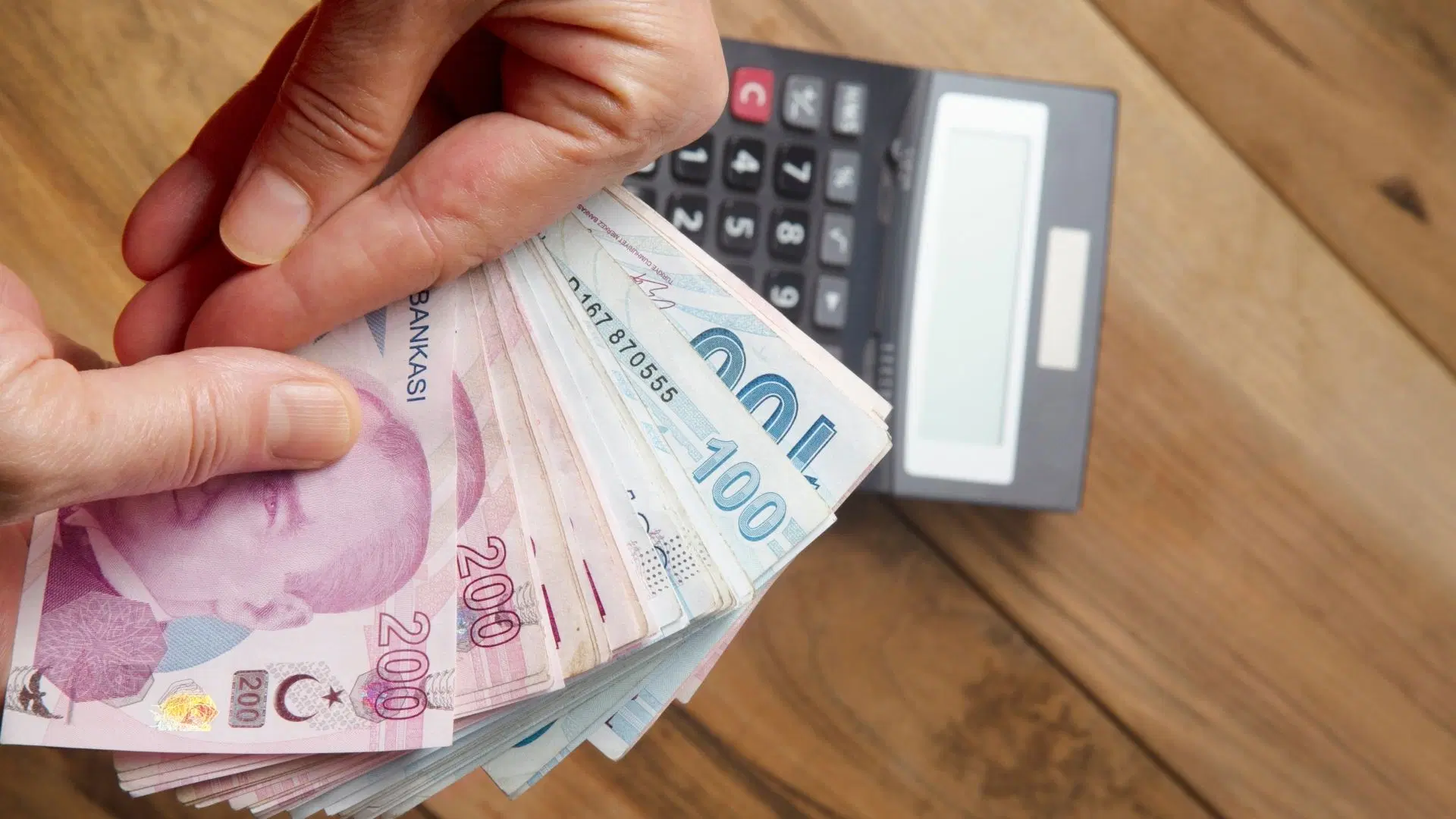 Hizmet Enflasyonu Düşmeye Devam Etti: H-ÜFE Eylülde Sınırlı Arttı Hizmet Enflasyonu Düşmeye Devam Etti: H-ÜFE Eylülde Sınırlı Arttı