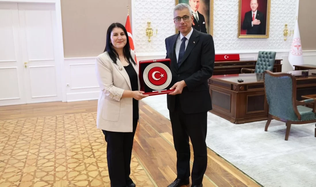 Ulusal Otizm Konfederasyonu heyeti, otizmli bireylerin sağlık hizmetlerine erişiminde yaşanan