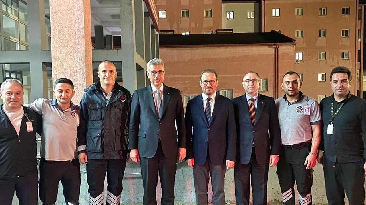 Sağlık Bakanı Kemal Memişoğlu Rize’de Hastane Ziyaretinde Bulundu Sağlık Bakanı Kemal Memişoğlu Rize’de Hastane Ziyaretinde Bulundu