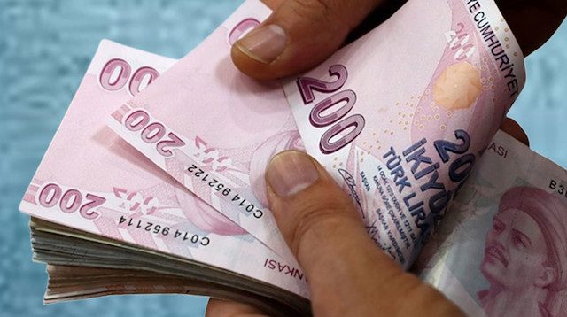 Milyonlarca çalışanı ilgilendiren 2026 asgari ücret zammı için geri sayım