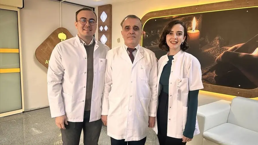 Konya’nın Akşehir ilçesinde aynı hastanede görev yapan üç doktor, aile
