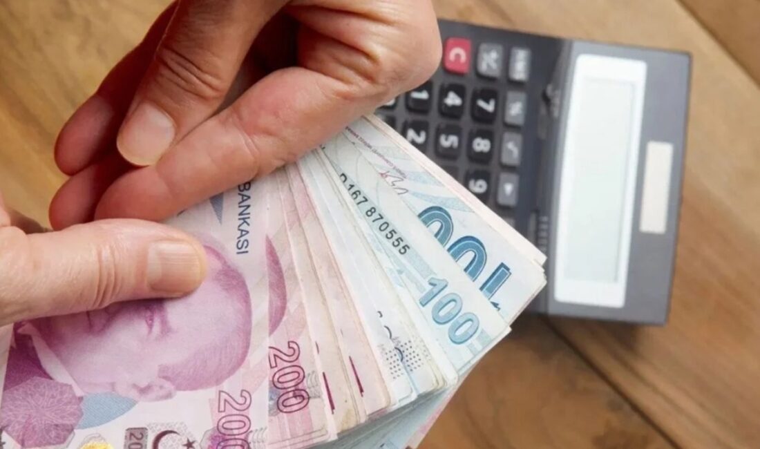 Milyonlarca memur, memur emeklisi ile SSK ve Bağ-Kur emeklisinin maaşlarını