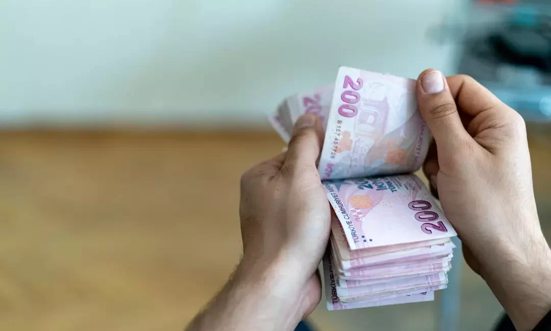 Merkez Bankası’nın yıl sonu enflasyon tahmini (%32) doğrultusunda, memur ve