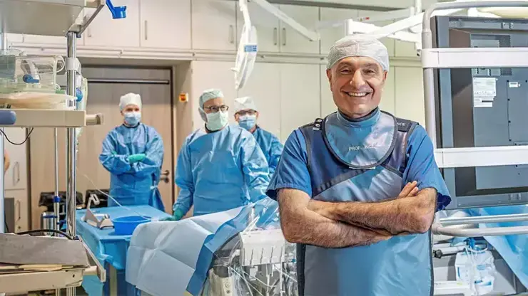 Almanya’nın başkenti Berlin’de gerçekleştirilen devrim niteliğindeki kalp ameliyatı, tıp dünyasında