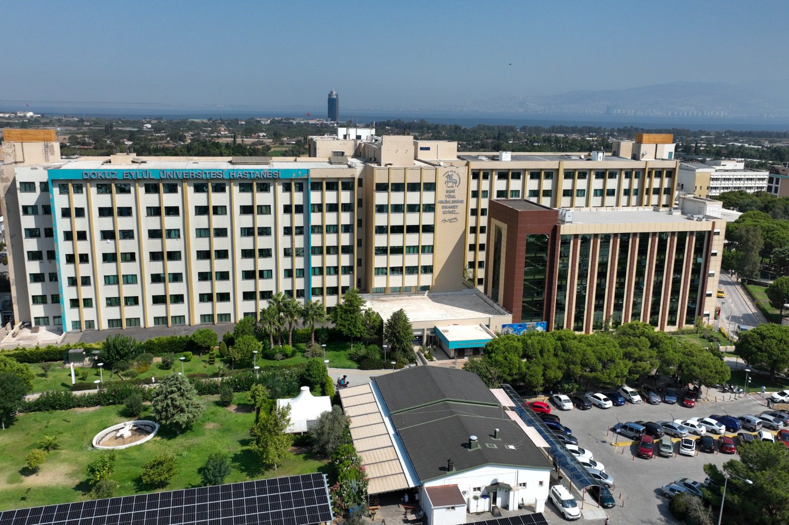 DEÜ Hastanesi’ndeki Tartışmanın Nedeni Belli Oldu: Kritik Ameliyat Stresi