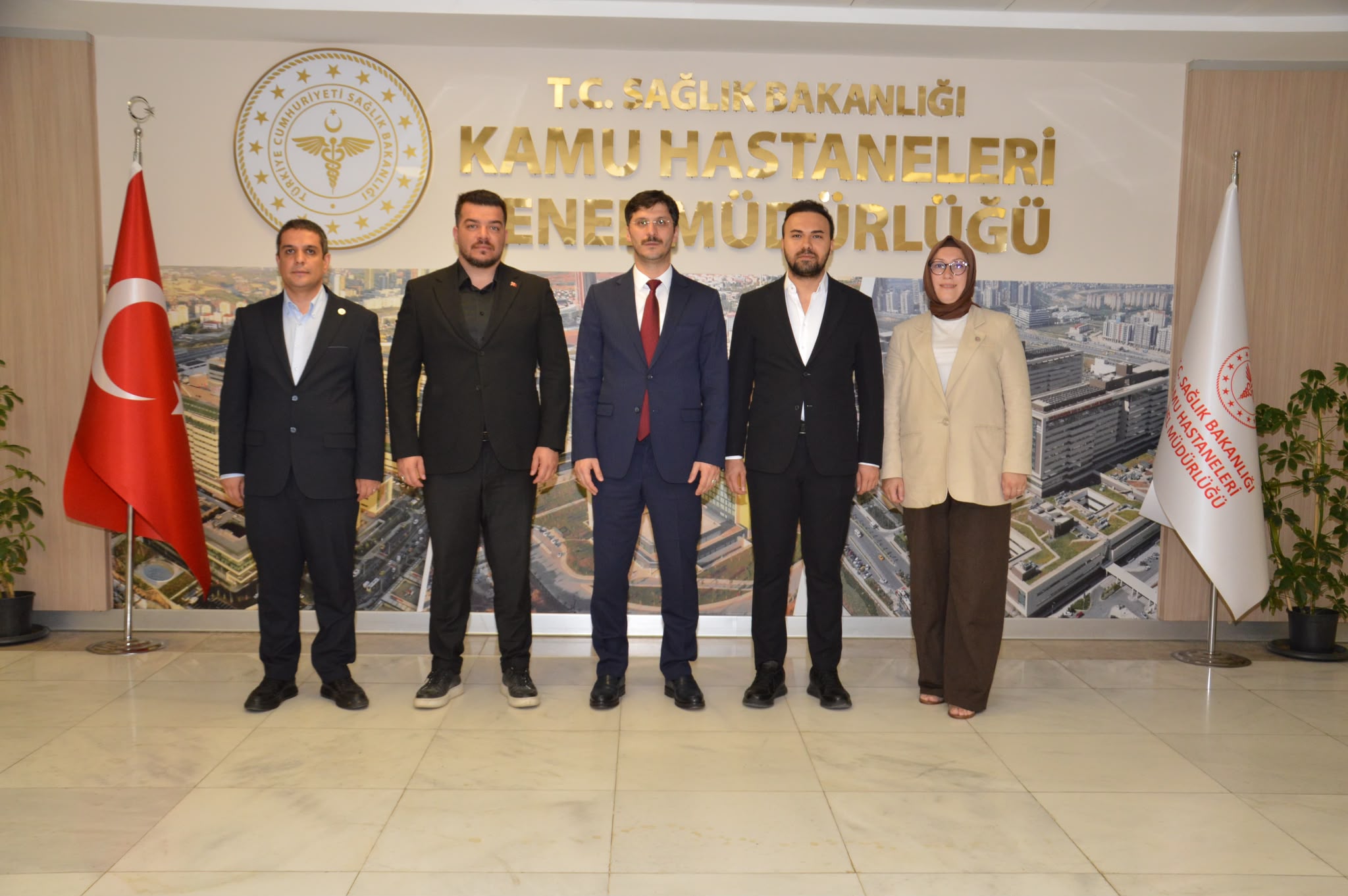 Teşvik Ek Ödemede Düzenleme Yolda: Genç Sağlık Sendikası Sahanın Taleplerini Kamu Hastaneleri Genel Müdürü'ne İletti Teşvik Ek Ödemede Düzenleme Yolda Genç Sağlık Sendikası Sahanın Taleplerini Kamu Hastaneleri Genel Müdürü'ne İletti