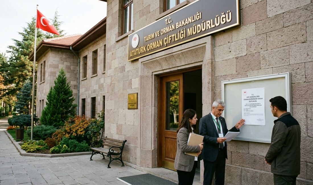 Atatürk Orman Çiftliği Müdürlüğü (AOÇ), bünyesinde görev yapan devlet memurları
