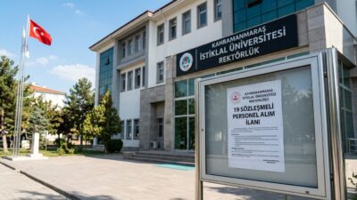 Kahramanmaraş İstiklal Üniversitesi, bünyesinde çeşitli birimlerde görevlendirilmek üzere toplam 19