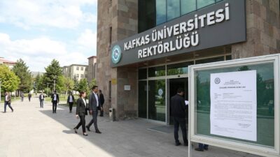 Kafkas Üniversitesi Rektörlüğü, çeşitli birimlerinde görevlendirilmek üzere sözleşmeli personel alımı